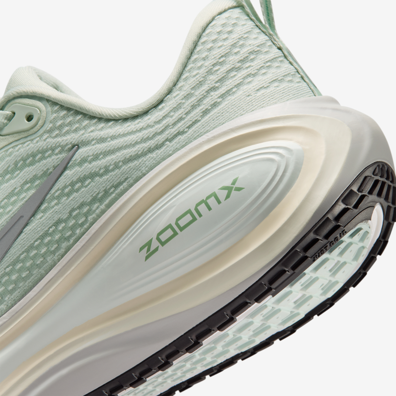 Nike Vomero Plus Image 8 of 8. Tap to open photo gallery.