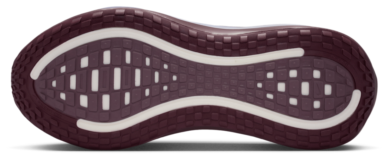 Nike Vomero Plus Image 5 of 8. Tap to open photo gallery.