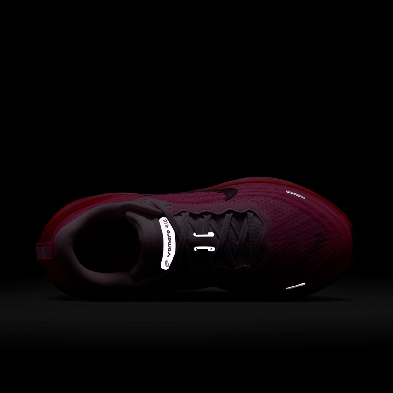 Nike Vomero Plus Image 6 of 6. Tap to open photo gallery.