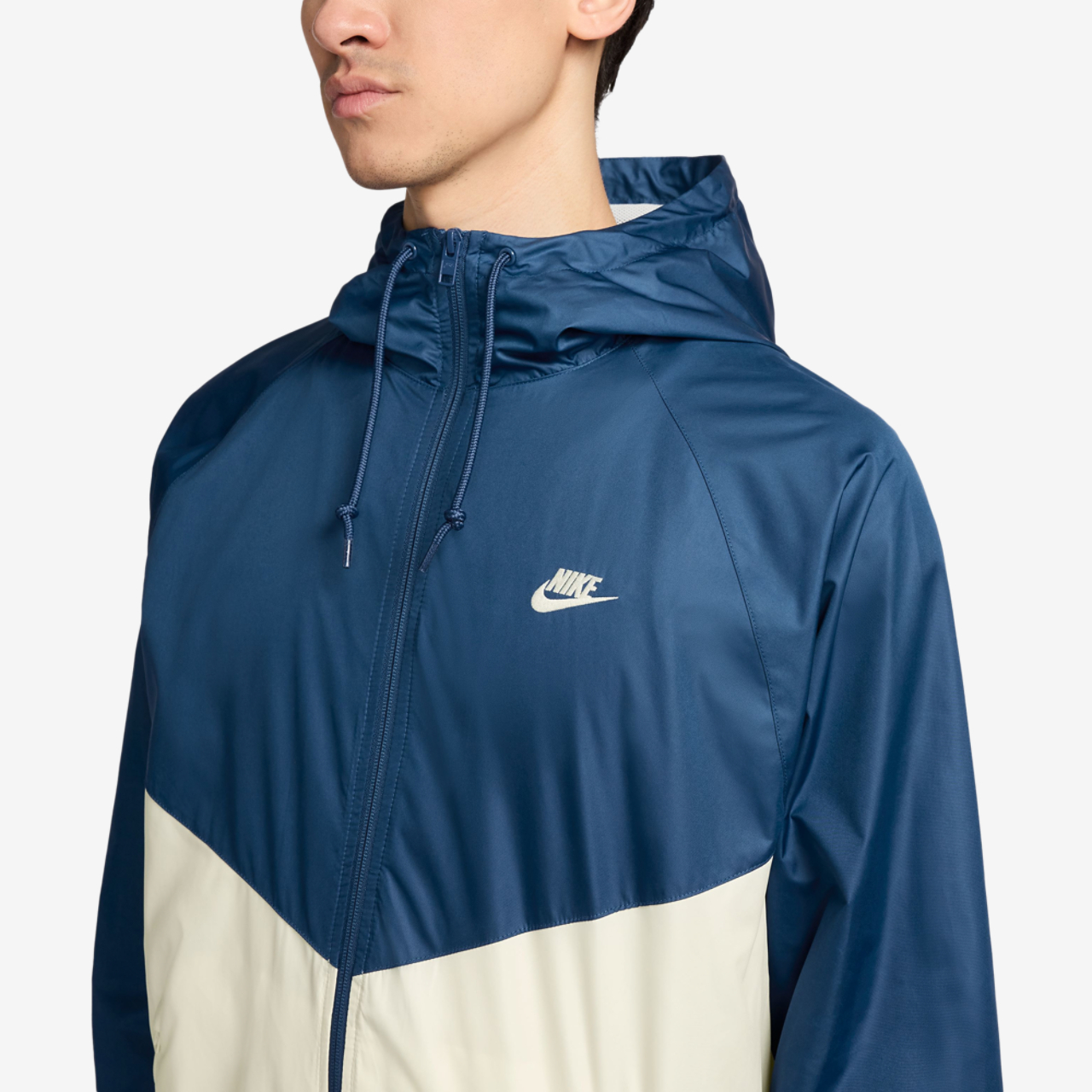 Nike NSW Windrunner Jacket Image 3 of 3. Tap to open photo gallery.