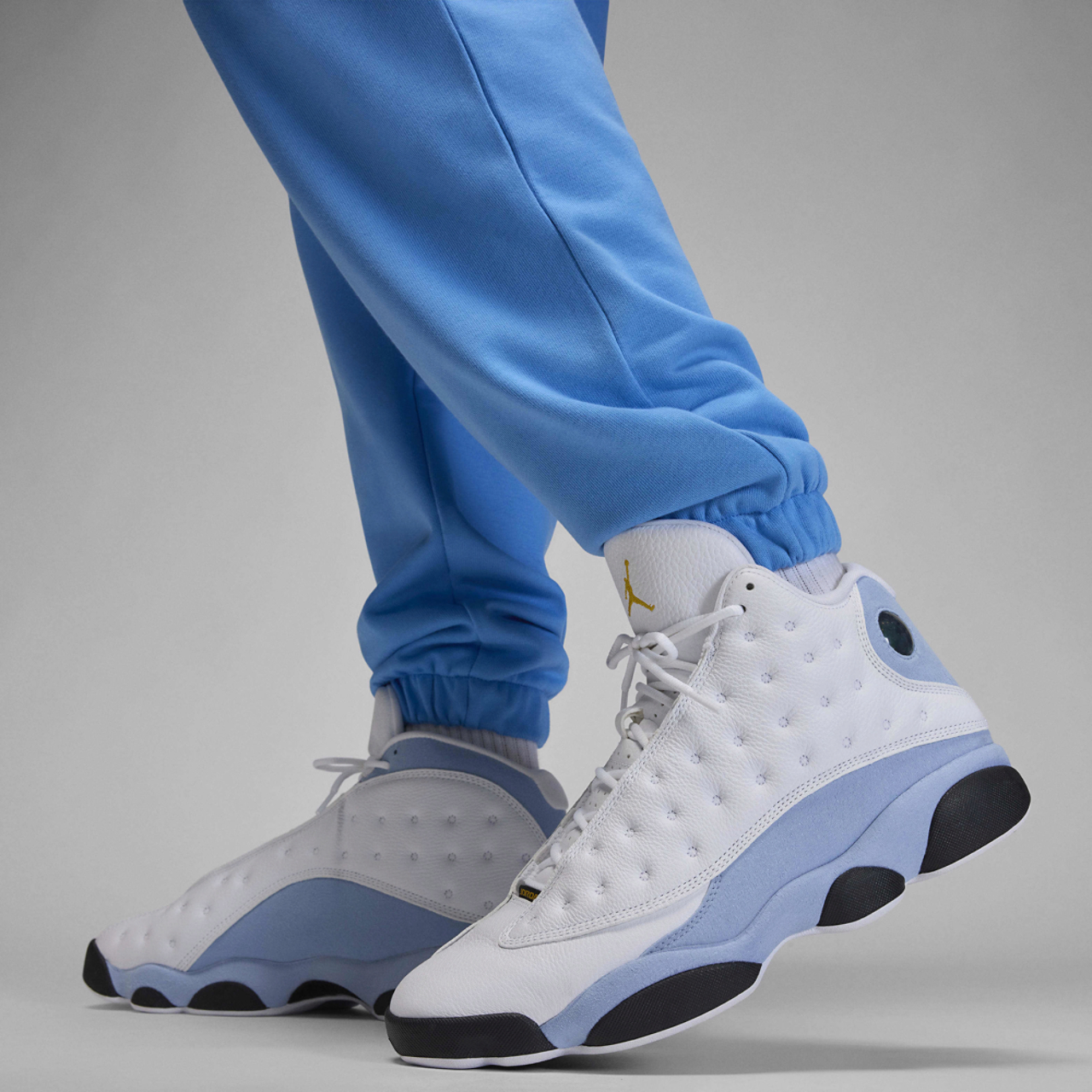 Jordan Dri-FIT Sport Crossover Fleece Pants Image 4 of 4. Tap to open photo gallery.