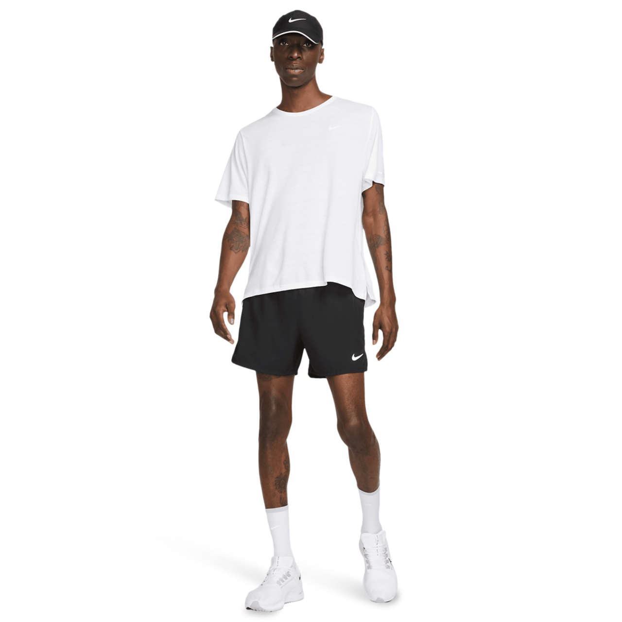 Nike Dri-FIT Challenger 5BF Shorts Image 4 of 4. Tap to open photo gallery.