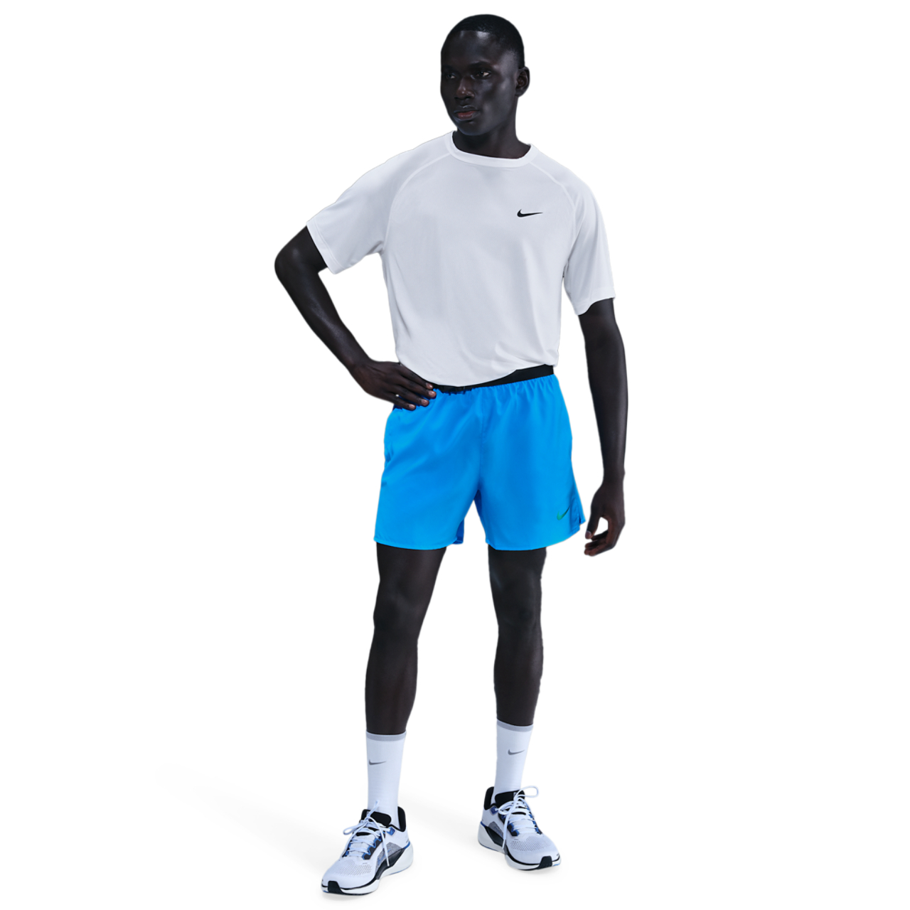 Nike Dri-FIT Challenger 5BF Shorts Image 3 of 4. Tap to open photo gallery.