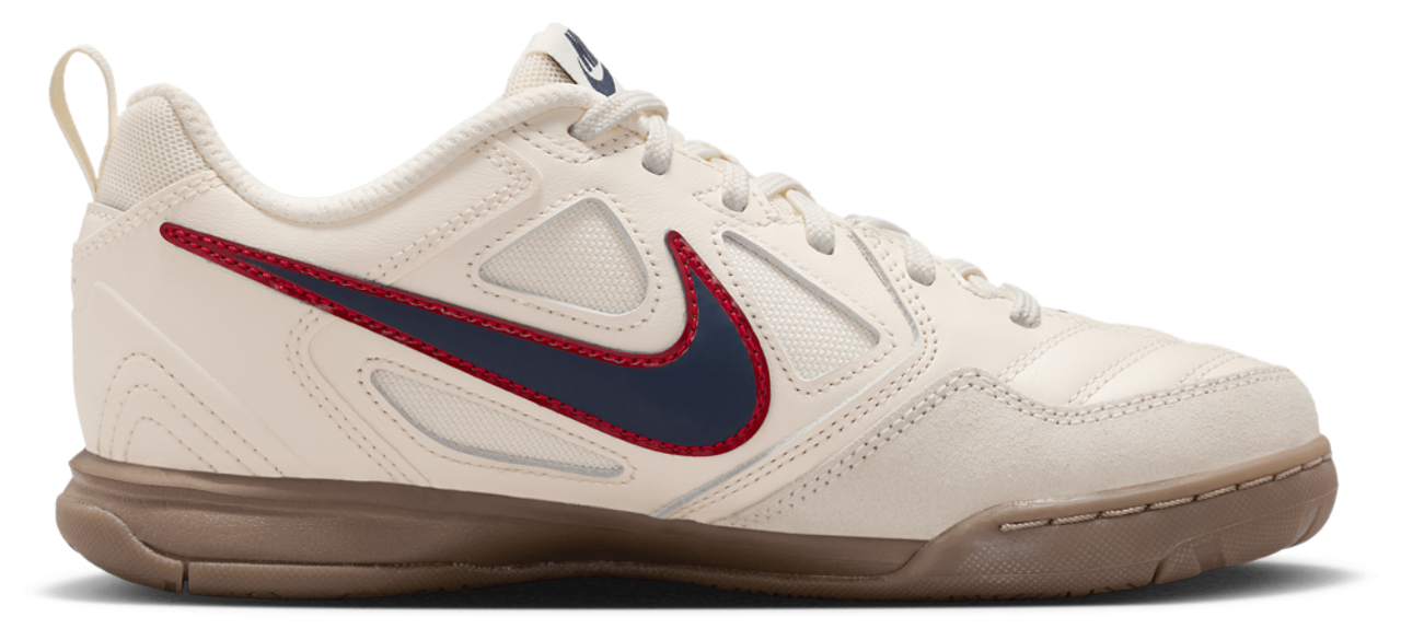 Nike Gato Image 1 of 5. Tap to open photo gallery.