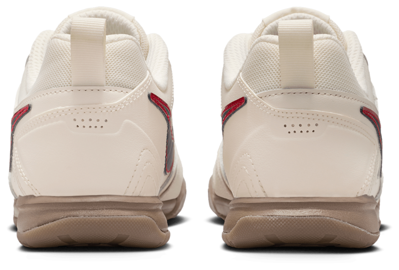 Nike Gato Image 3 of 5. Tap to open photo gallery.