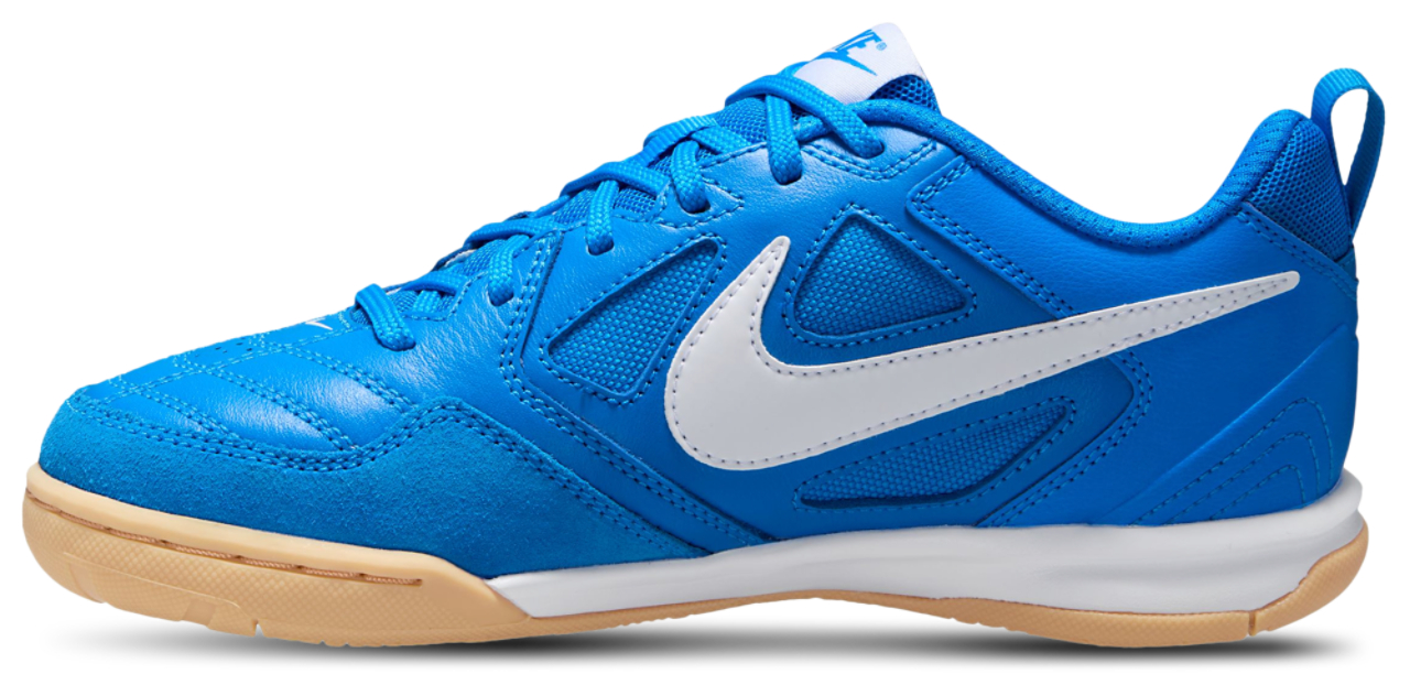 Nike Gato Image 2 of 4. Tap to open photo gallery.