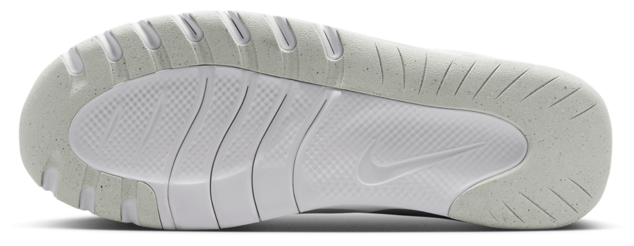Nike Flex Train Image 5 of 5. Tap to open photo gallery.