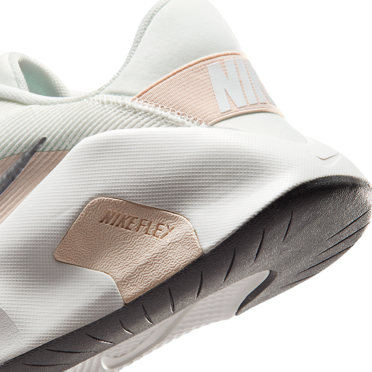 Nike Flex Train Image 8 of 8. Tap to open photo gallery.