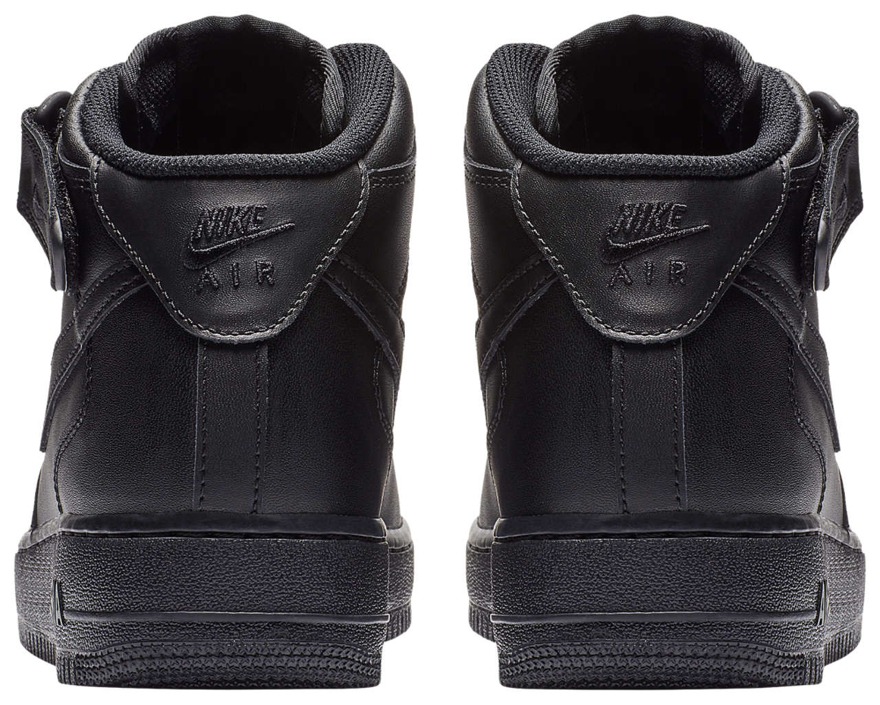 Nike Air Force 1 Mid '07 LE Image 3 of 5. Tap to open photo gallery.