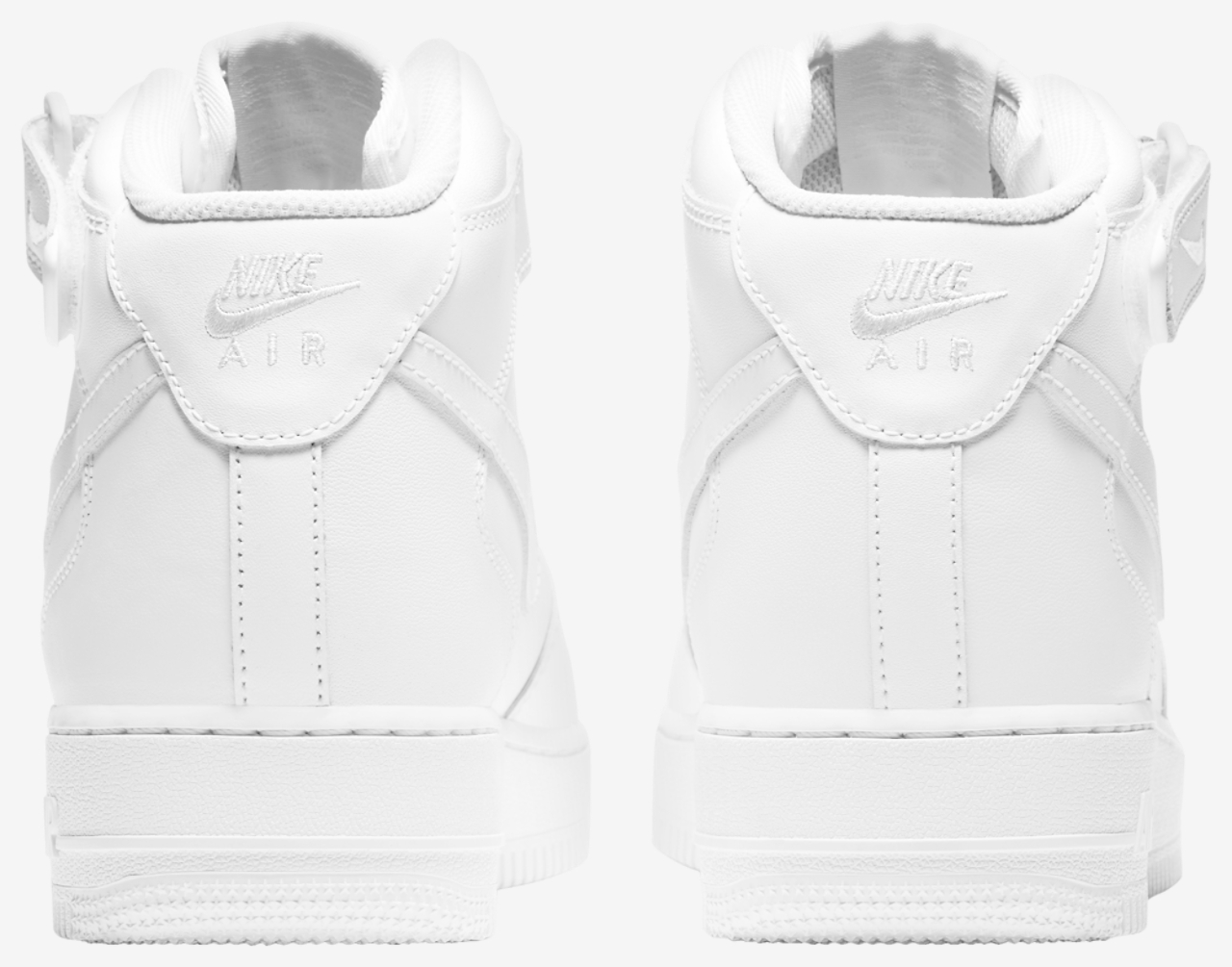 Nike Air Force 1 Mid '07 LE Image 3 of 7. Tap to open photo gallery.