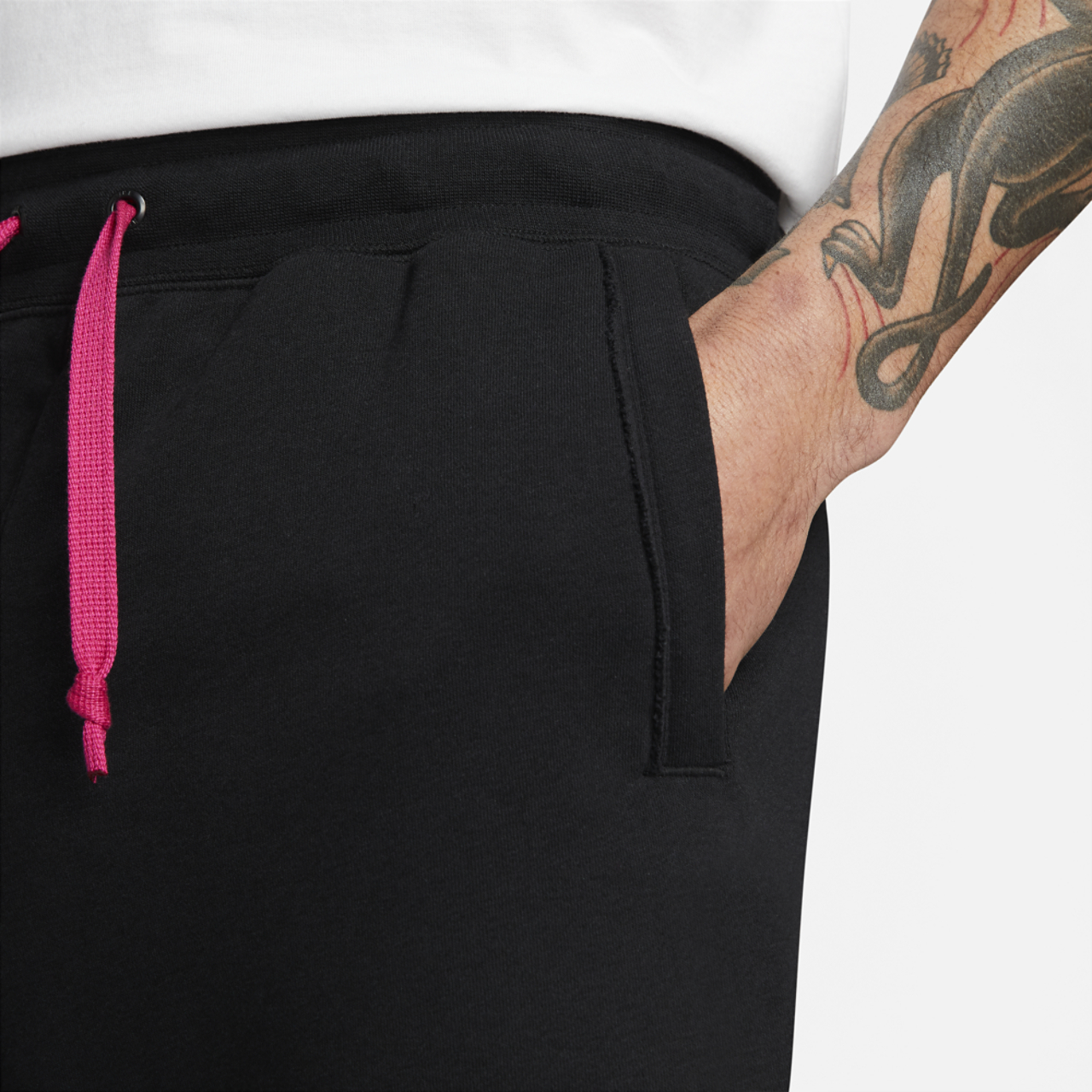 Nike NSW Alumni City Shorts Image 3 of 5. Tap to open photo gallery.