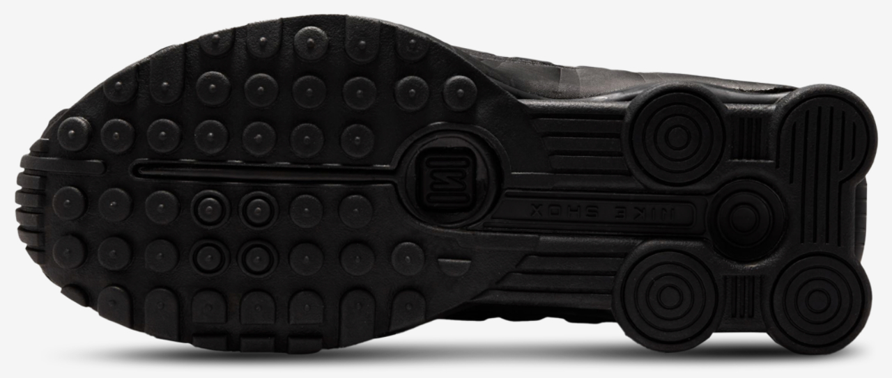 Nike Shox R4 Image 5 of 8. Tap to open photo gallery.