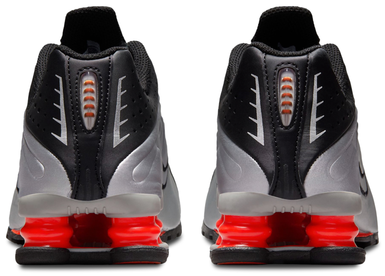 Nike Shox R4