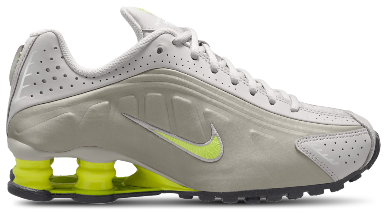 Nike Shox R4 Image 1 of 4. Tap to open photo gallery.