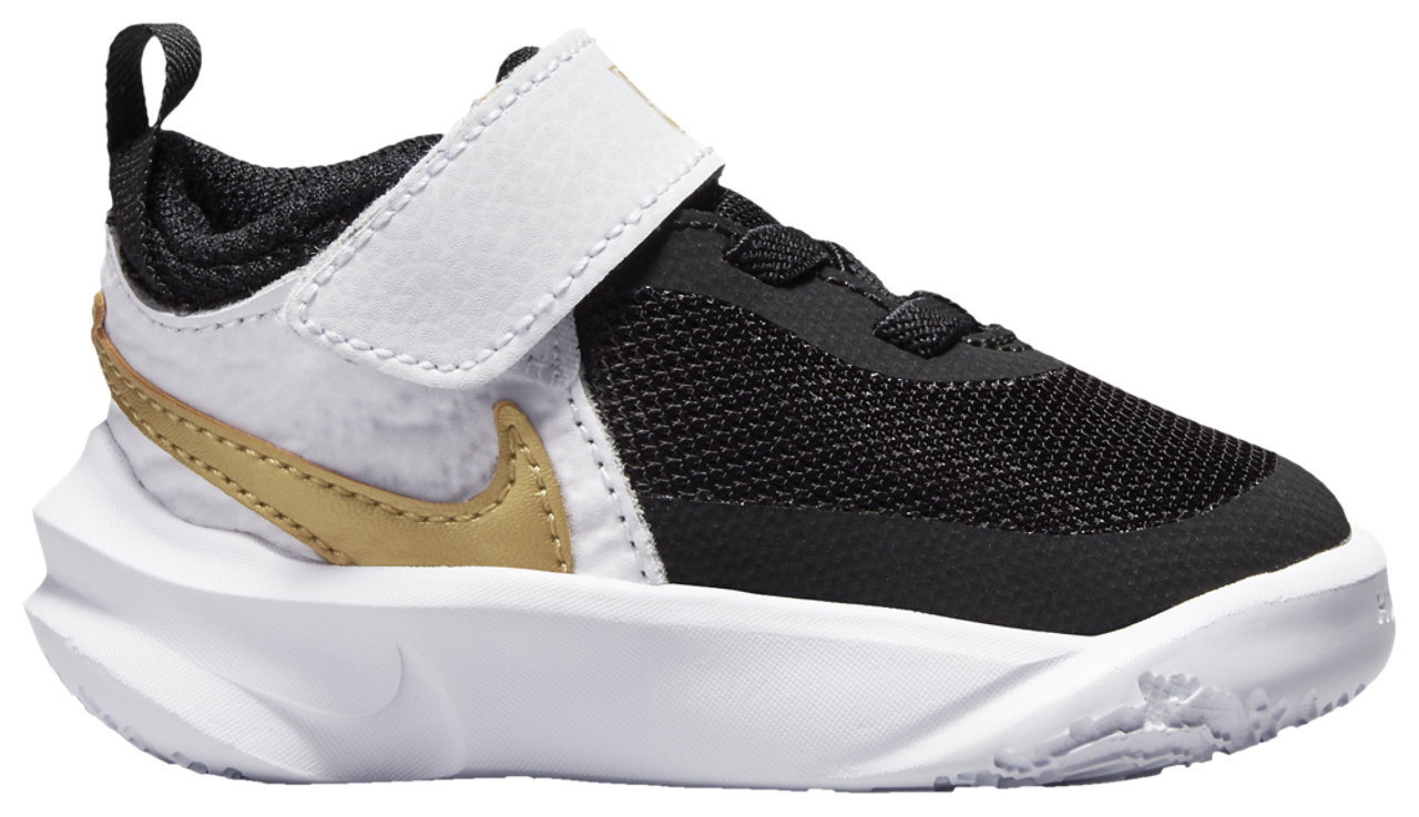 Nike Team Hustle D 10 Image 1 of 5. Tap to open photo gallery.