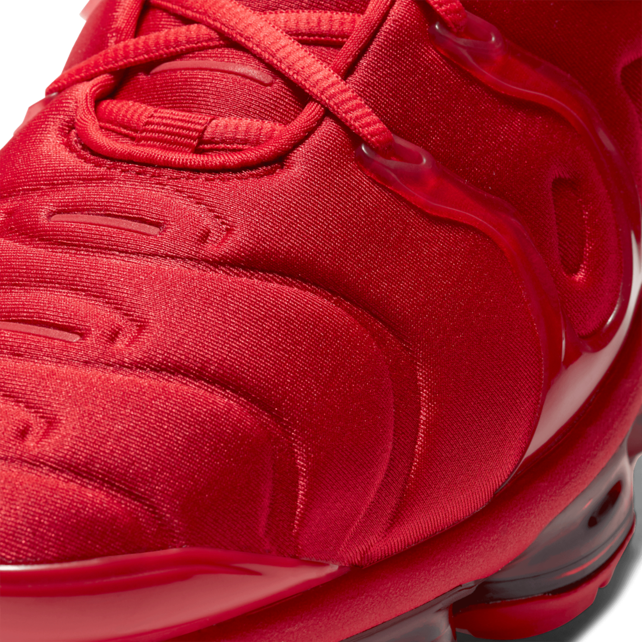 Nike Air Vapormax Plus Image 7 of 8. Tap to open photo gallery.