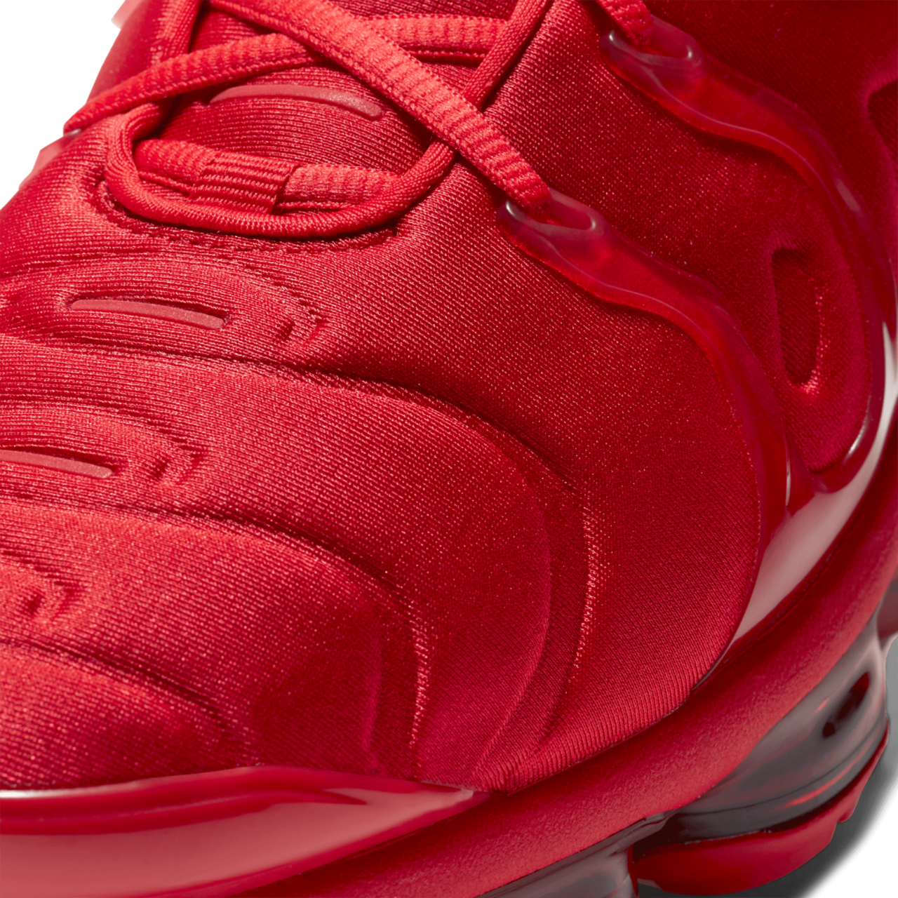 Nike Air Vapormax Plus Image 7 of 8. Tap to open photo gallery.