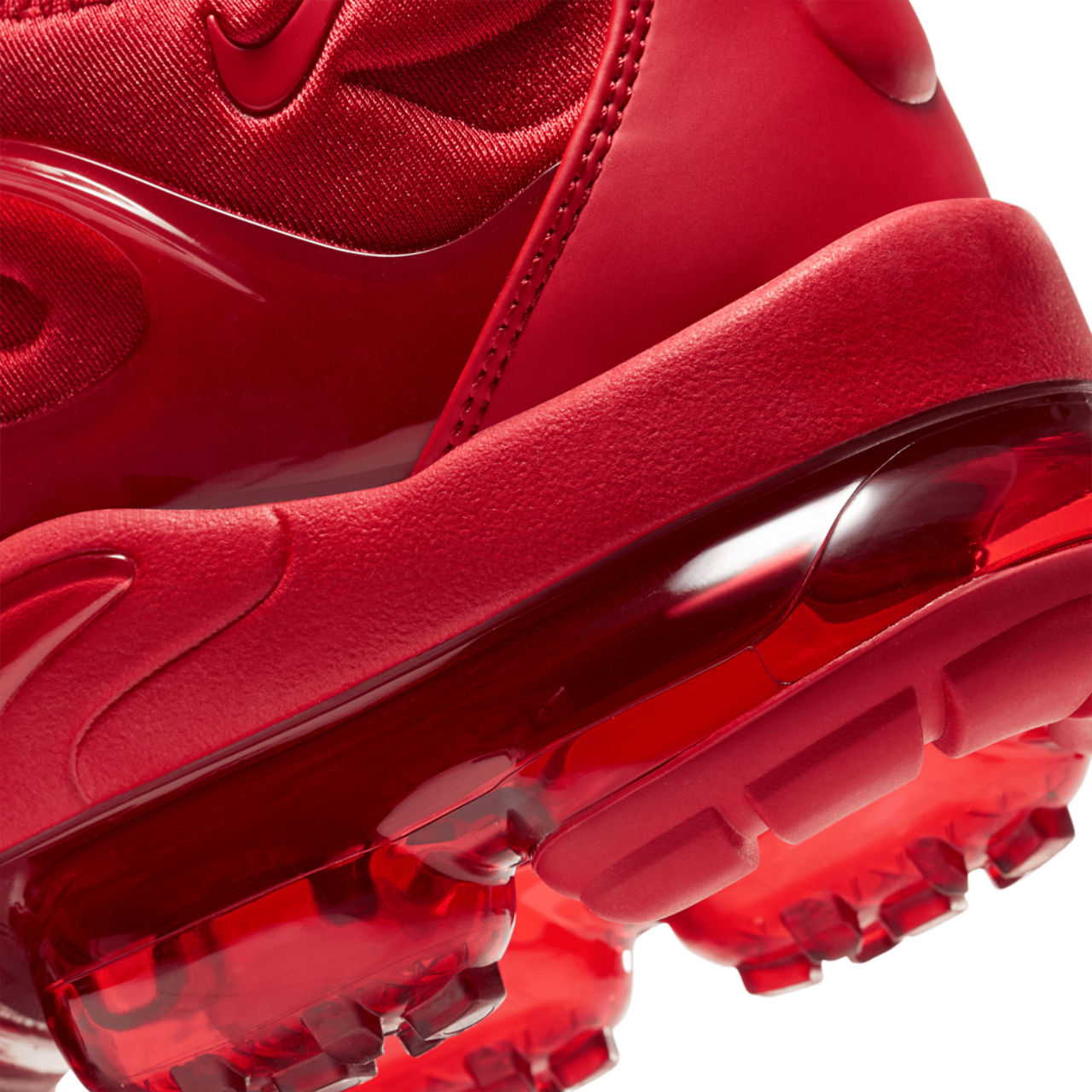 Nike Air Vapormax Plus Image 8 of 8. Tap to open photo gallery.