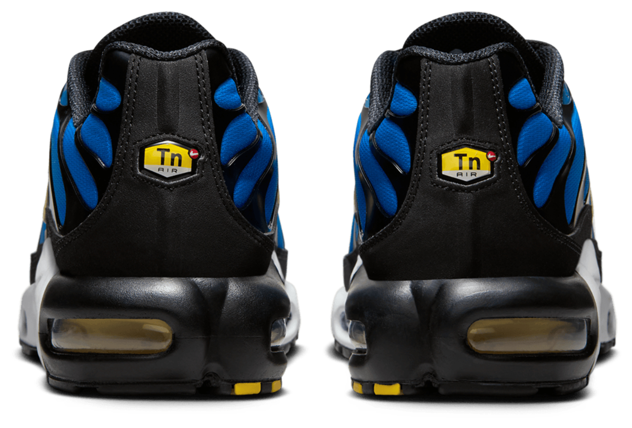 Nike スニーカー airmax plus tn US Amazon.com | Nike Men's Air Max Plus Black/Black-Cyber