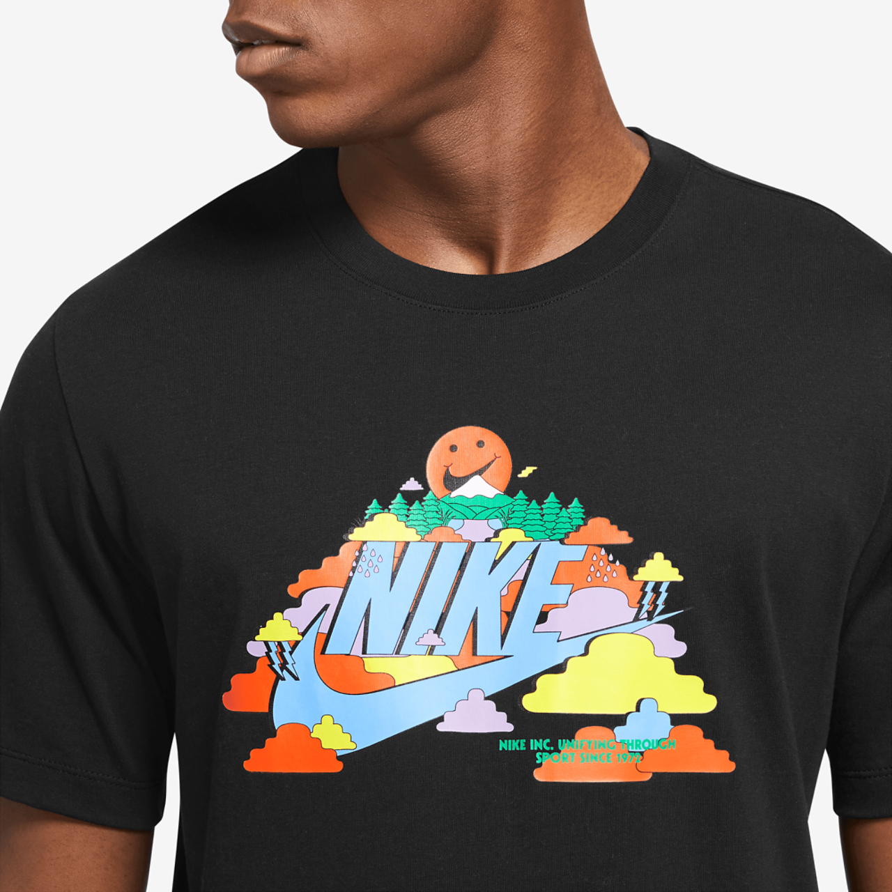 Nike NSW SO Pack 1 HBR T-Shirt Image 3 of 3. Tap to open photo gallery.