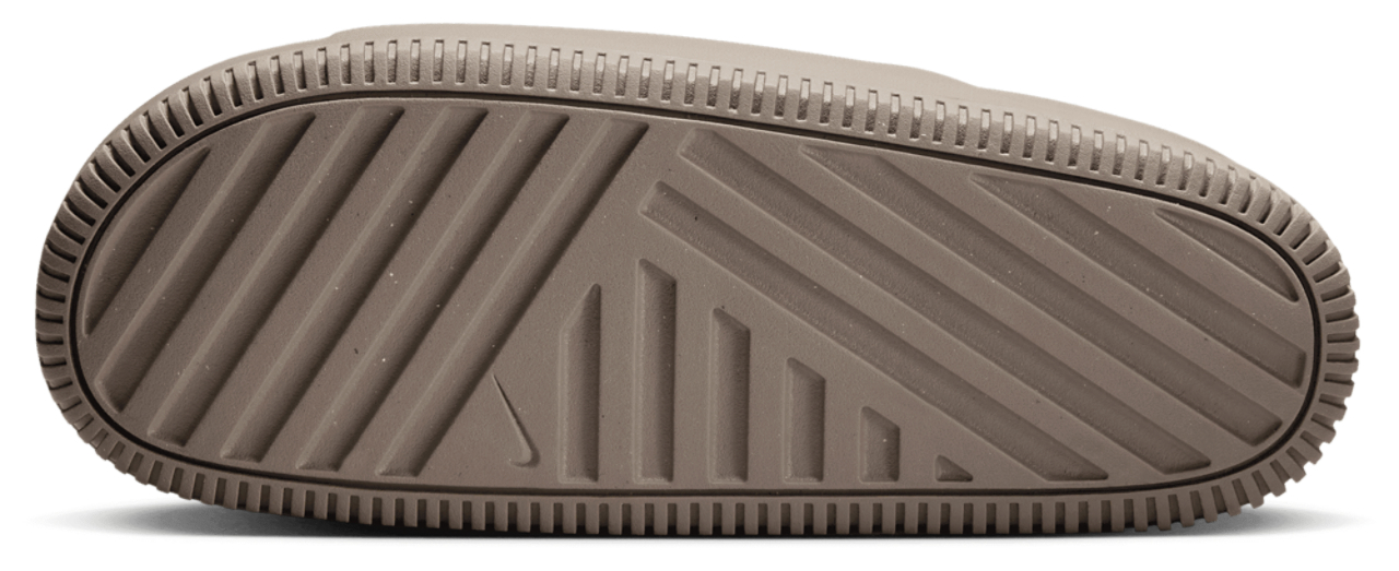 Nike Calm Slides Image 4 of 5. Tap to open photo gallery.