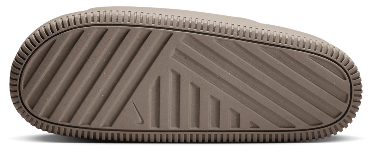 Nike Calm Slides Image 4 of 5. Tap to open photo gallery.