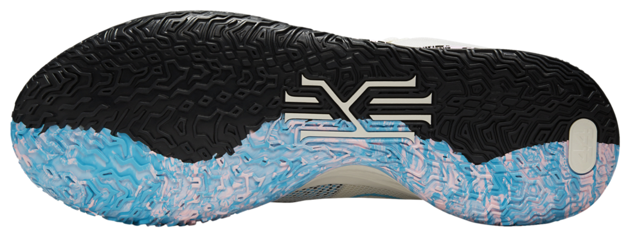 Nike Kyrie 7 Image 5 of 5. Tap to open photo gallery.
