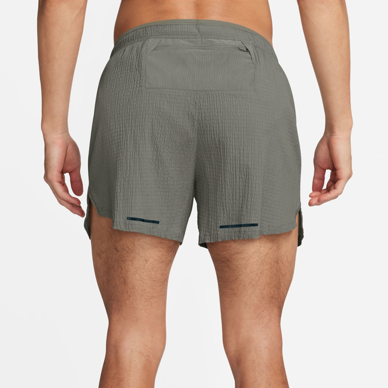 Nike Dri-FIT Run DIV Stride 5" Shorts Image 3 of 4. Tap to open photo gallery.