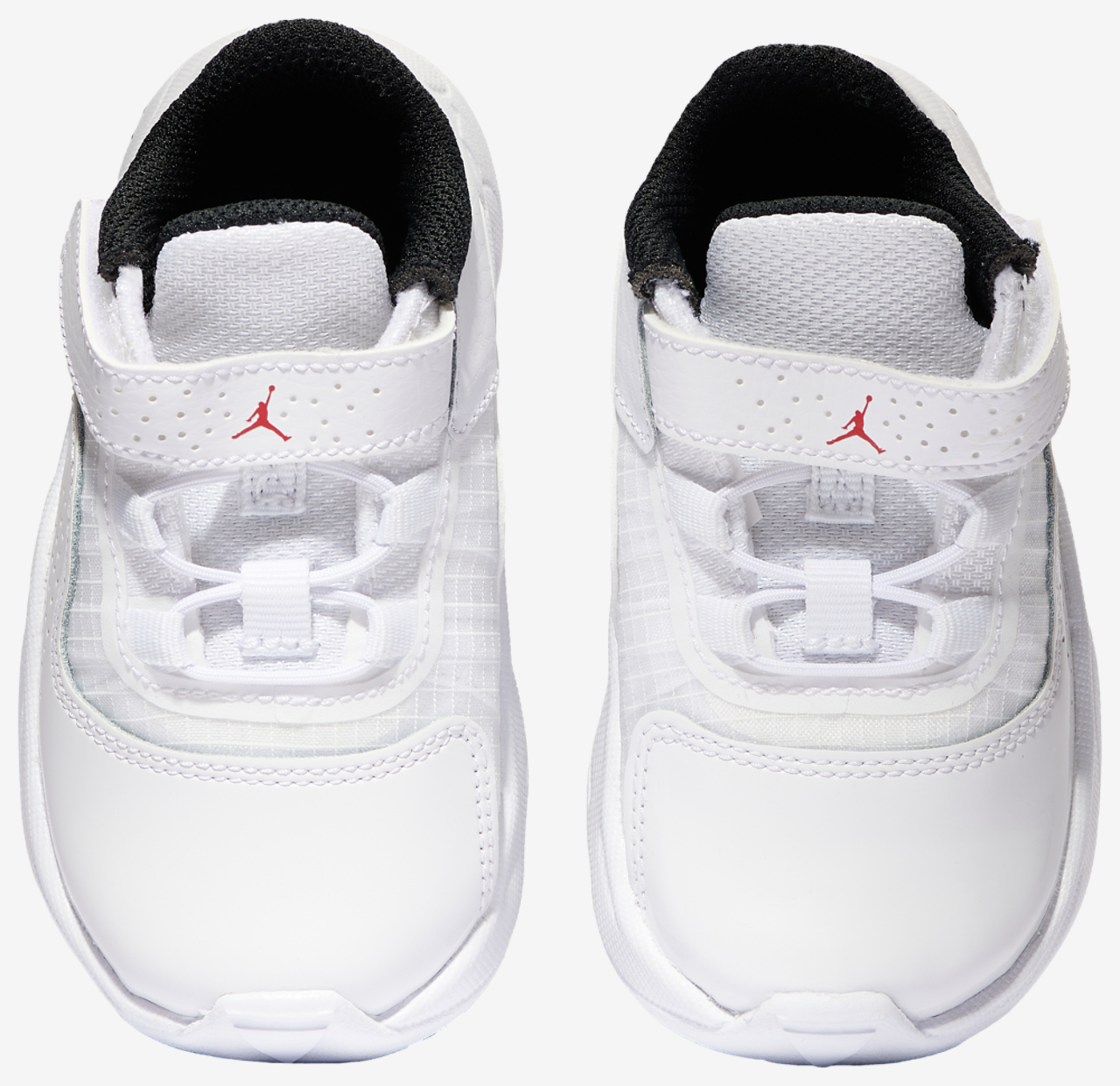 Jordan AJ 11 CMFT Low Image 4 of 5. Tap to open photo gallery.