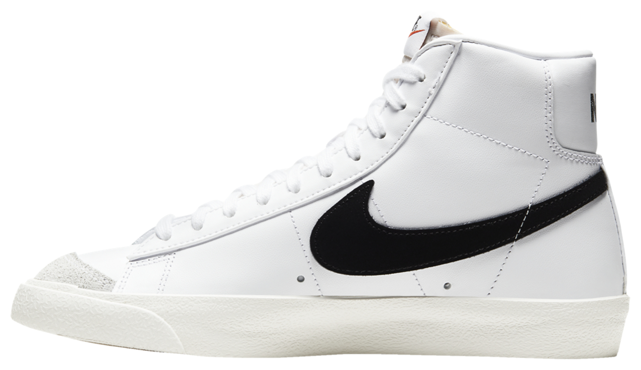 Nike Blazer Mid '77 Image 3 of 6. Tap to open photo gallery.
