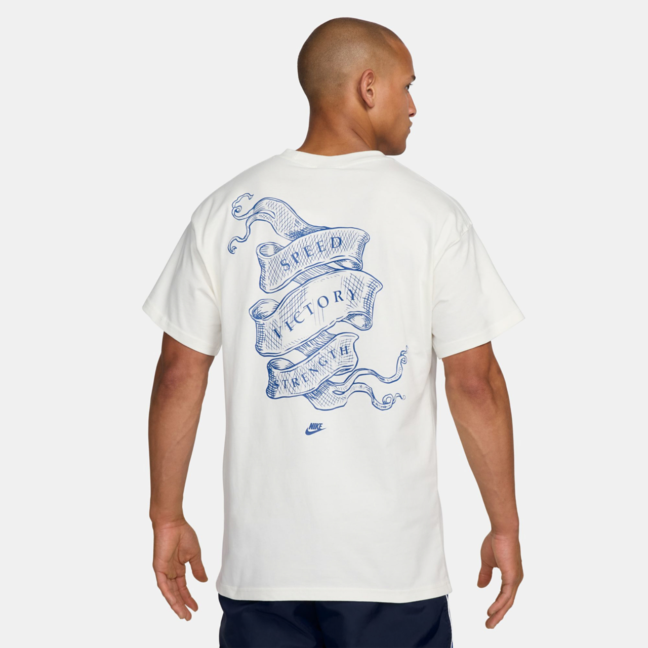 Nike NSW MAX90 Toile T-Shirt Image 3 of 3. Tap to open photo gallery.