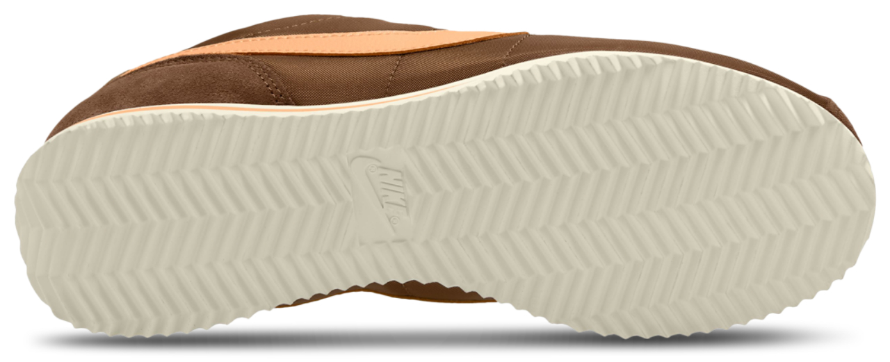 Nike Cortez Image 4 of 4. Tap to open photo gallery.
