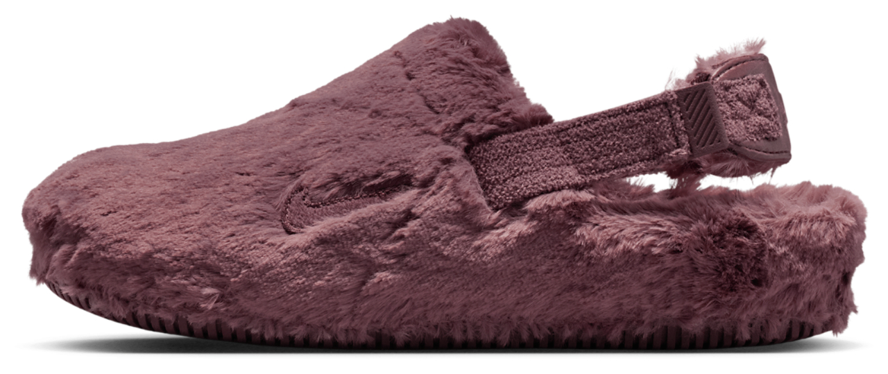 Nike Calm Mule SE Image 2 of 5. Tap to open photo gallery.