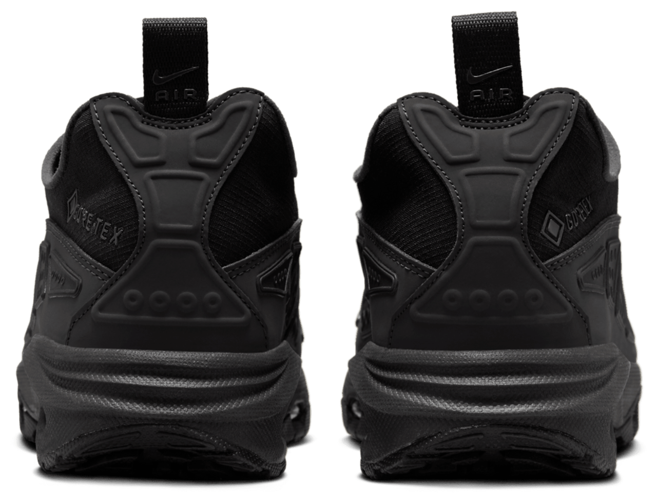 Nike Air Max SNDR GTX Image 3 of 5. Tap to open photo gallery.