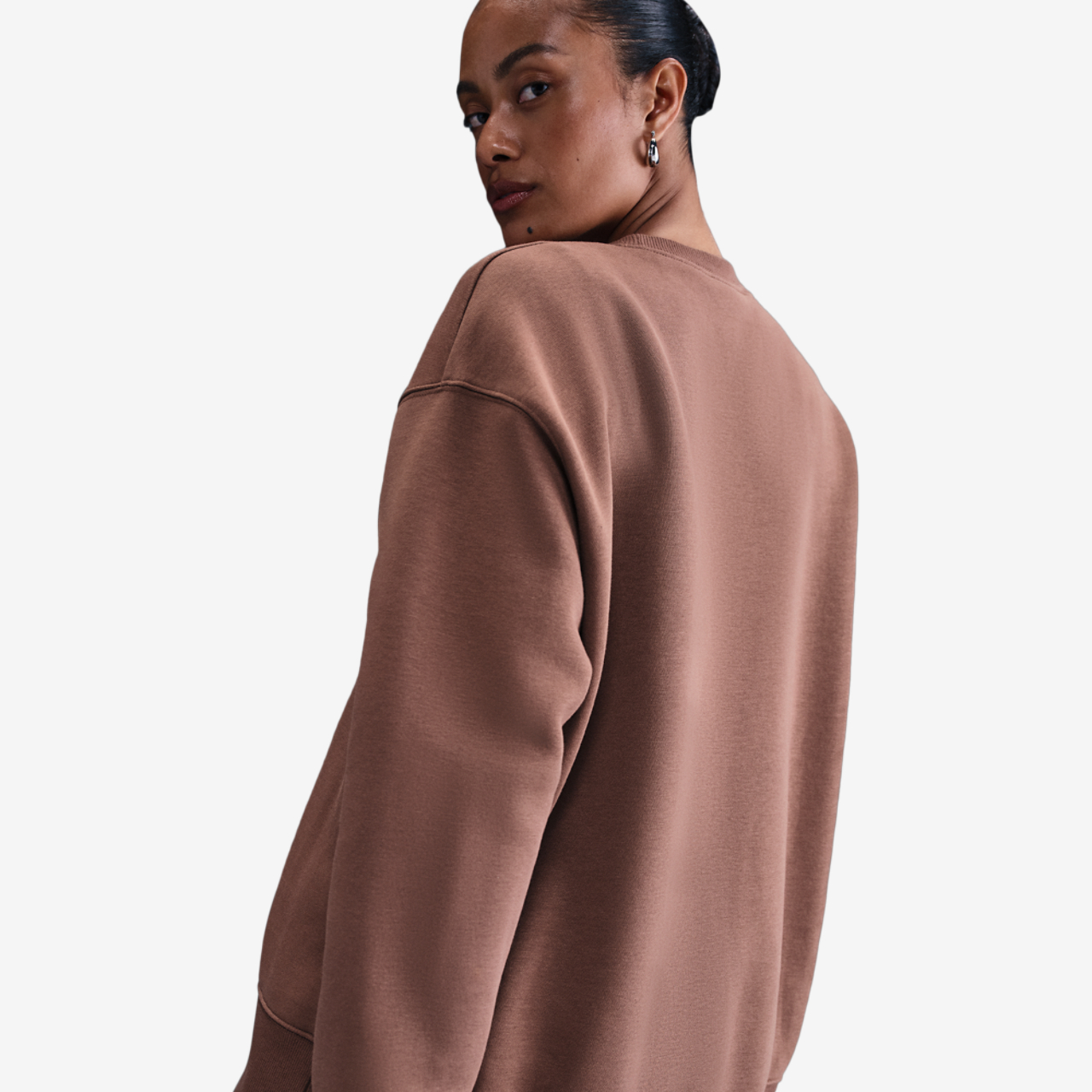 Nike NSW Phoenix Fleece OS Long Crew Image 2 of 4. Tap to open photo gallery.