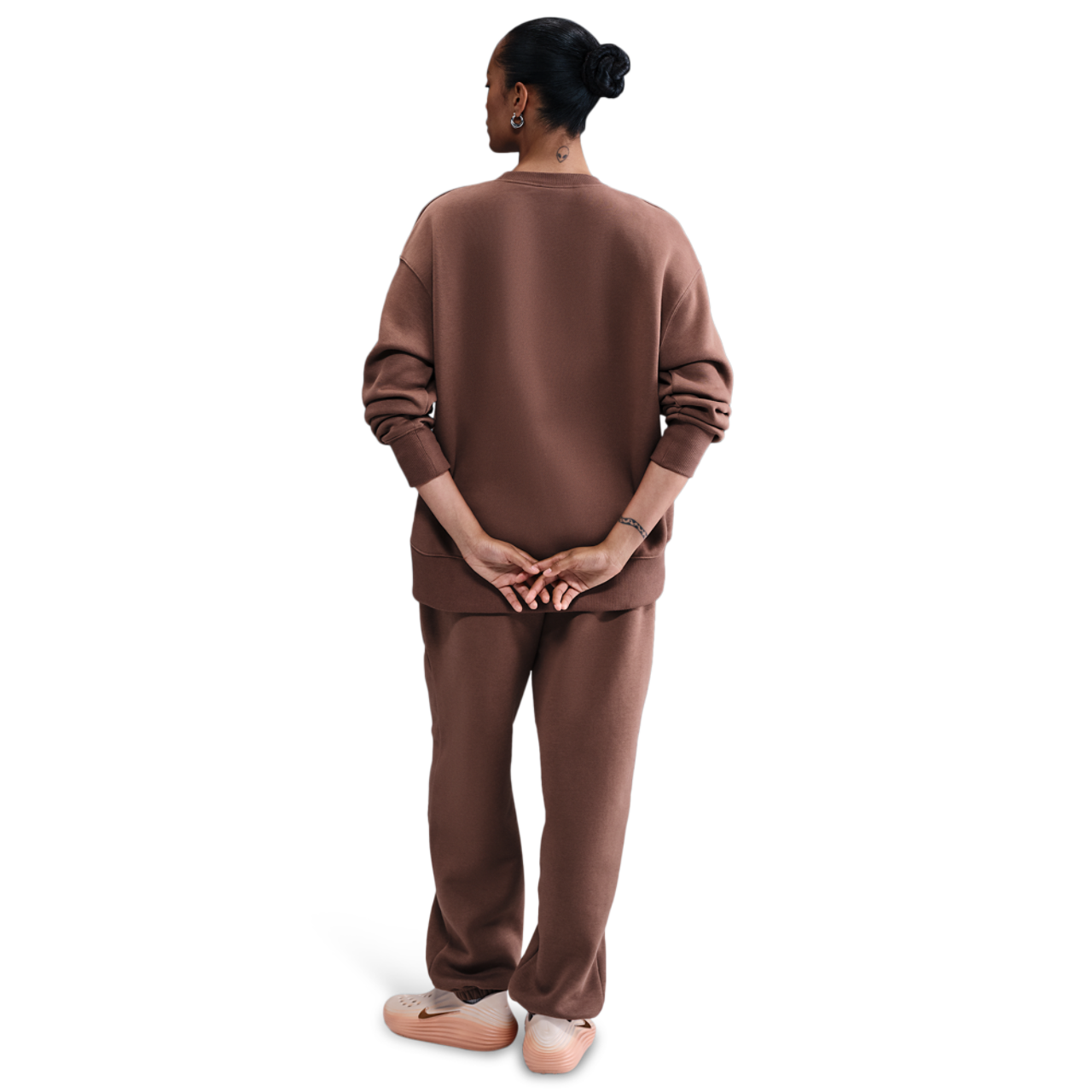 Nike NSW Phoenix Fleece OS Long Crew Image 4 of 4. Tap to open photo gallery.