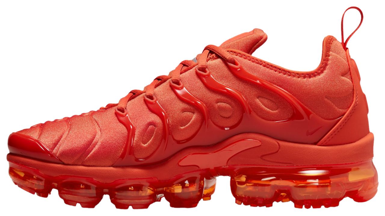 Nike Air Vapormax Plus Image 3 of 6. Tap to open photo gallery.