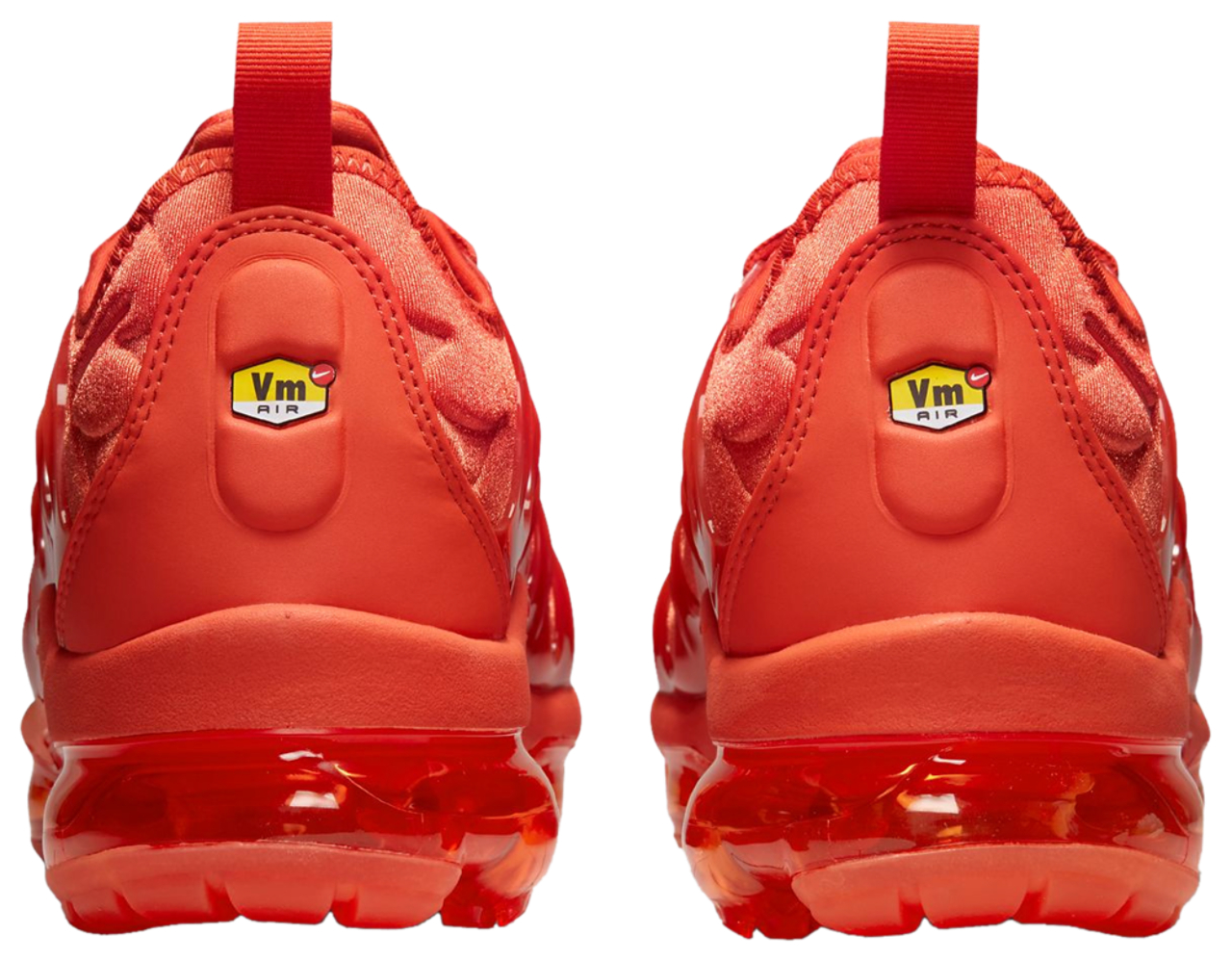 Nike Air Vapormax Plus Image 4 of 6. Tap to open photo gallery.