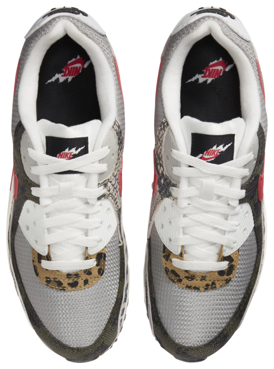 Nike Air Max 90 Image 4 of 5. Tap to open photo gallery.