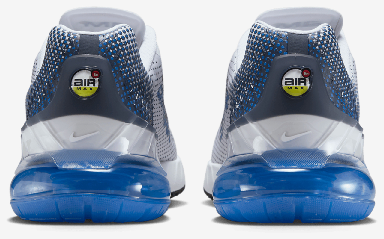 Nike Air Max Phoenix Image 3 of 8. Tap to open photo gallery.