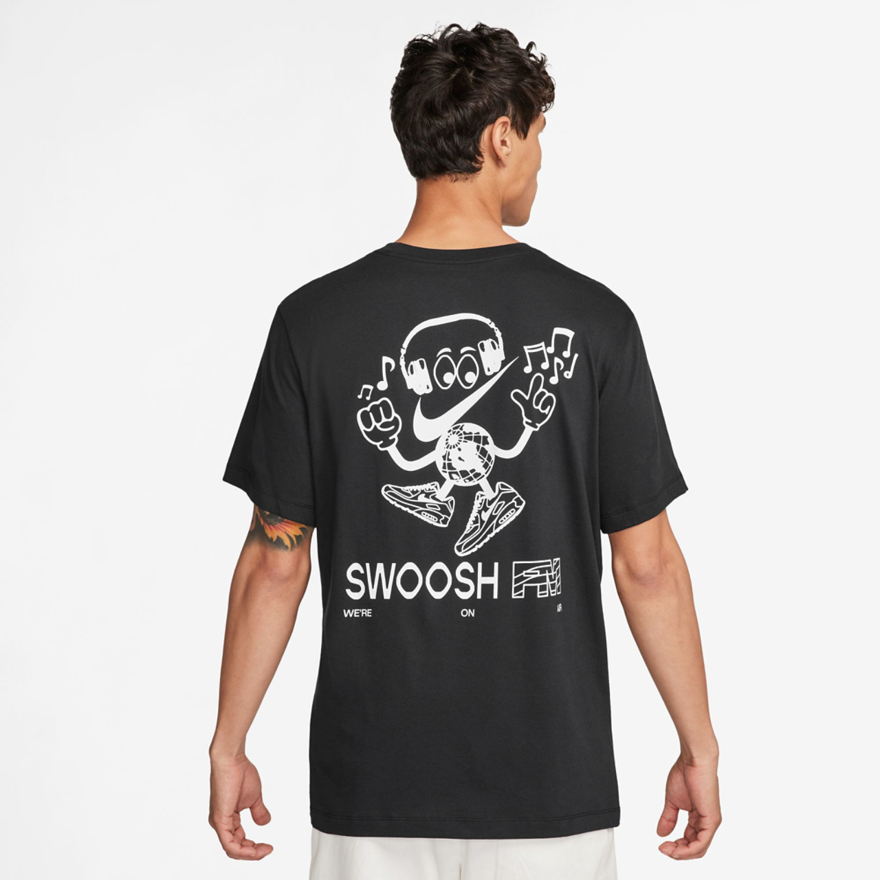 Nike OC LBR PK4 T-Shirt Image 2 of 2. Tap to open photo gallery.