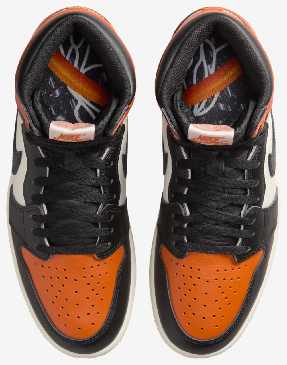 Jordan Retro 1 High OG Image 4 of 5. Tap to open photo gallery.