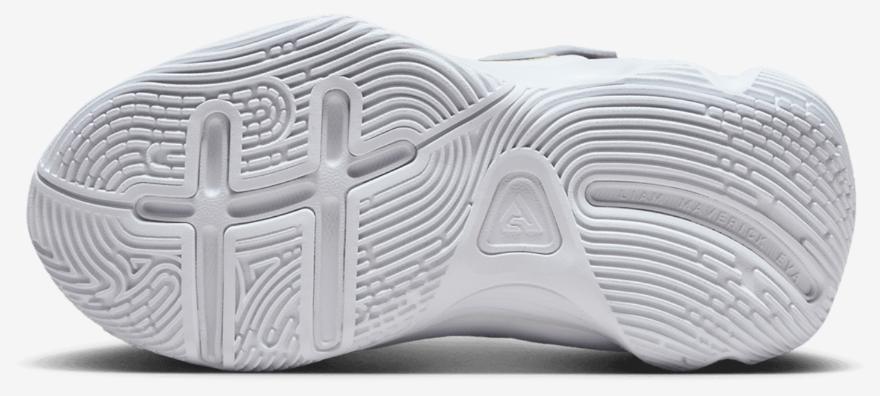 Nike Giannis Immortality 4 Image 5 of 9. Tap to open photo gallery.