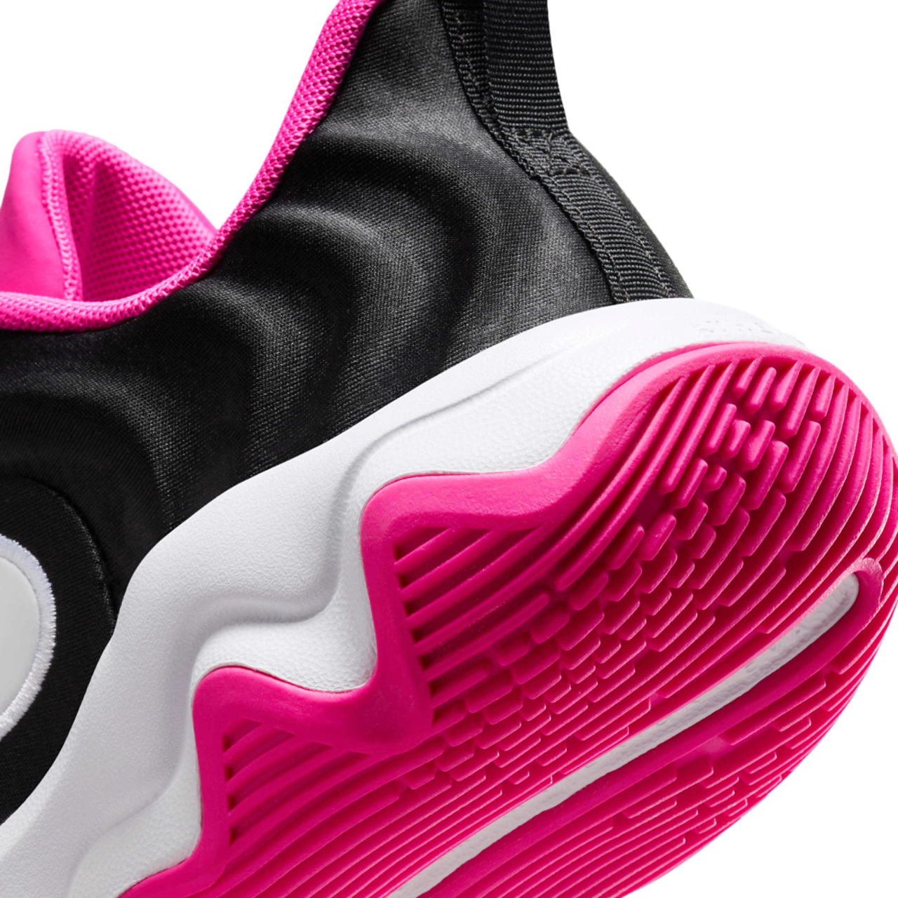 Nike Giannis Immortality 4 Image 8 of 8. Tap to open photo gallery.