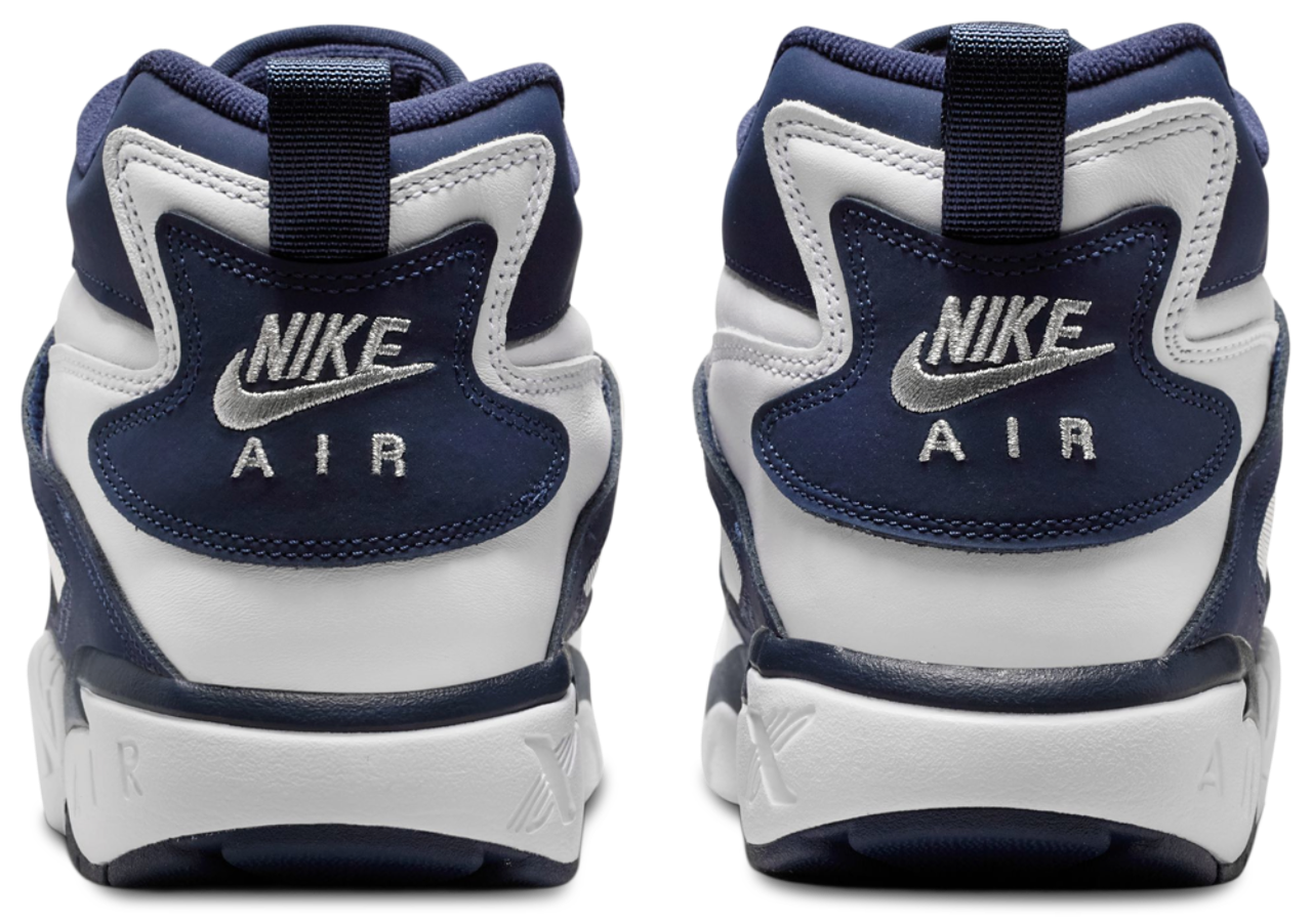 Nike Nike Air Diamond Turf Image 3 of 5. Tap to open photo gallery.