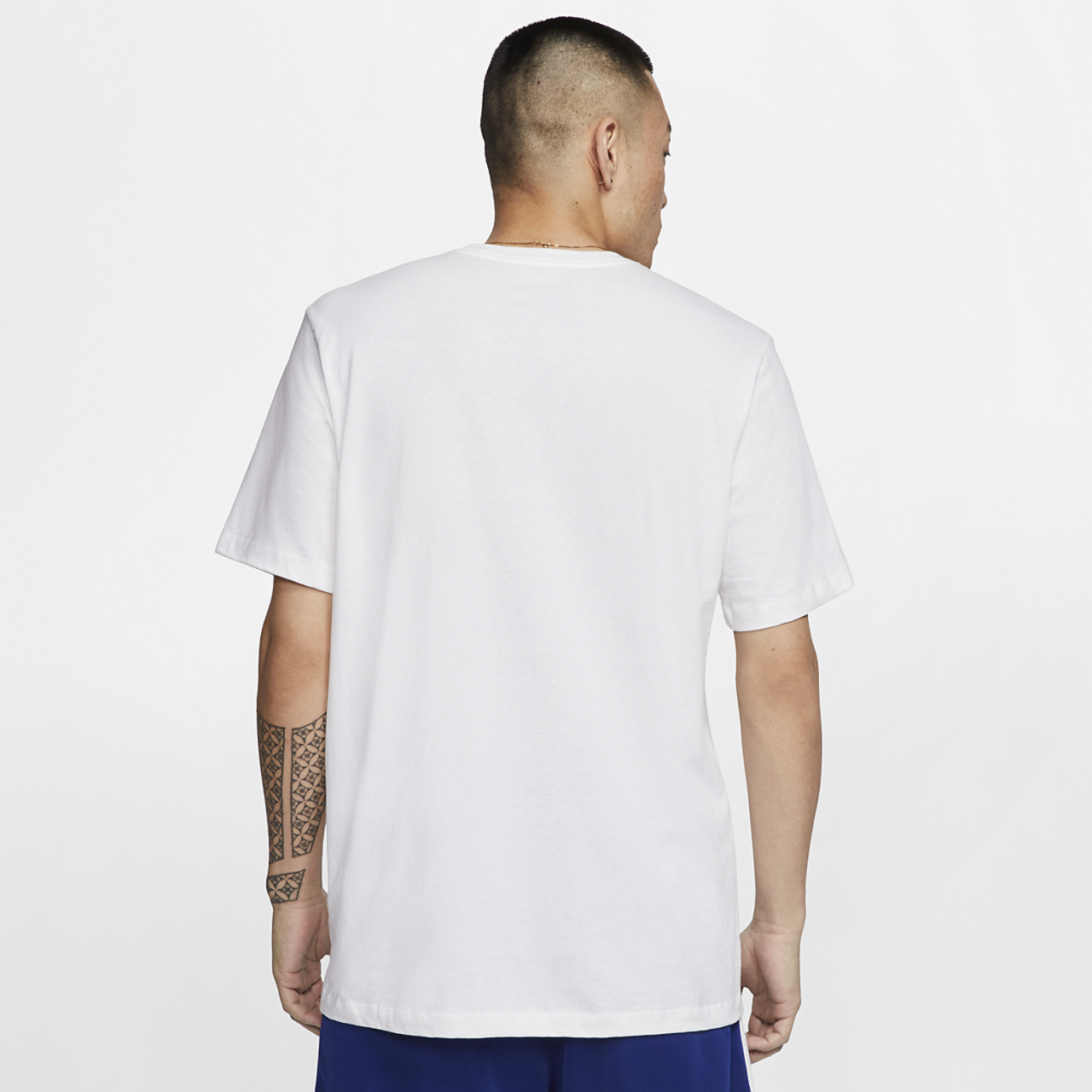 Nike NSW City T-Shirt Image 2 of 3. Tap to open photo gallery.