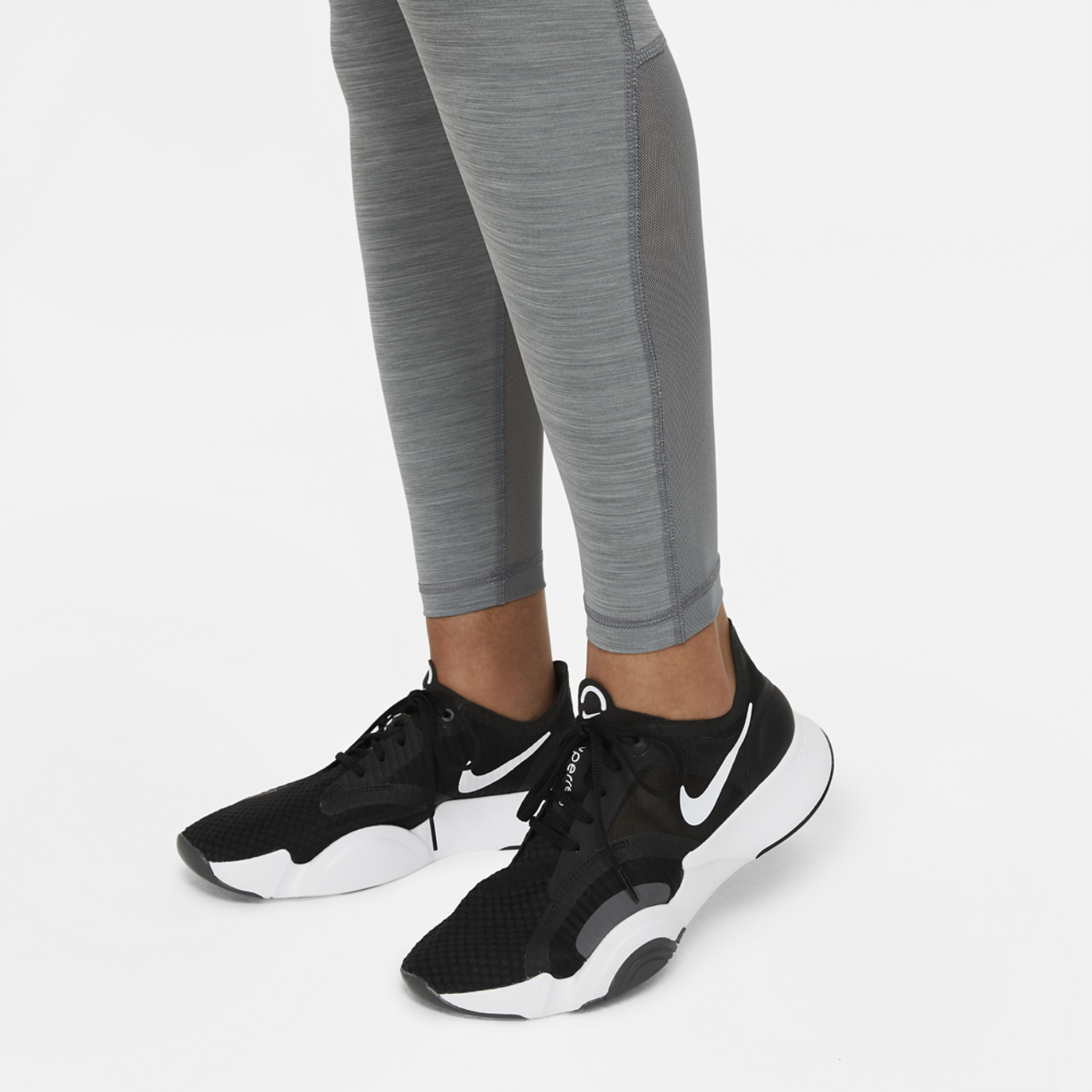 Nike Pro 365 Tights Image 4 of 6. Tap to open photo gallery.