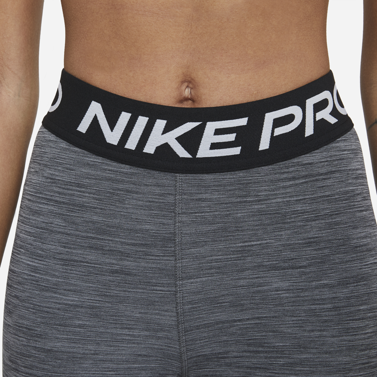 Nike Pro 365 Tight Crop Image 3 of 5. Tap to open photo gallery.