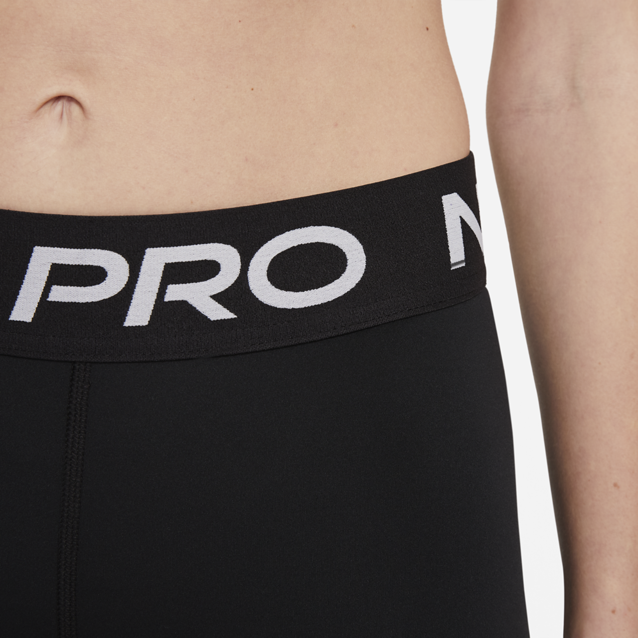 Nike Pro 365 5" Shorts Image 3 of 4. Tap to open photo gallery.